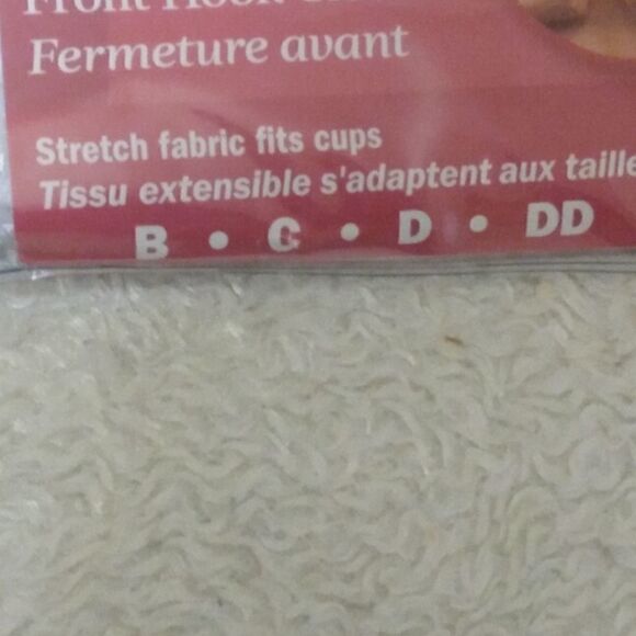 Wire free comfortMultiple hook front closureWider straps for better comfortWa - Picture 5 of 6